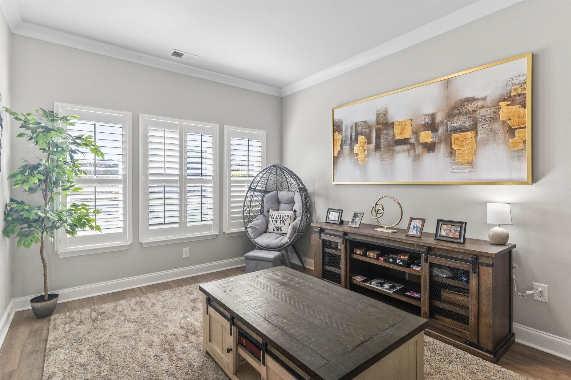 720 Little Fawn Way  Photo 4