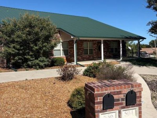 504 Balboa Drive E, Runaway Bay, TX 76426