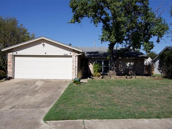 626 Thornwood Trail, Grand Prairie, TX 75052