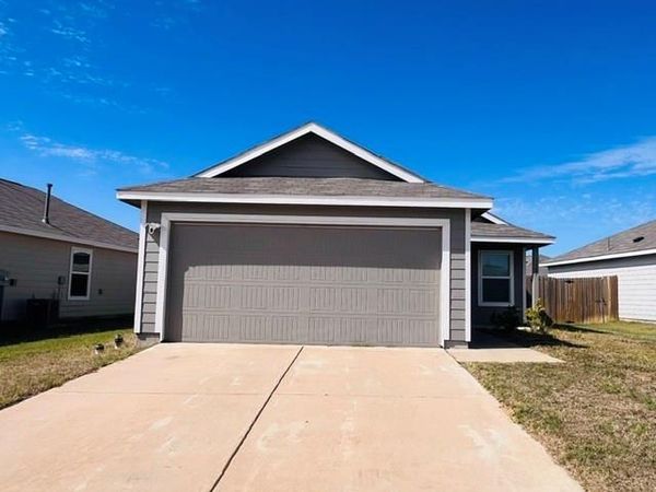 3127 Helix Bay Drive, Crandall, TX 75114