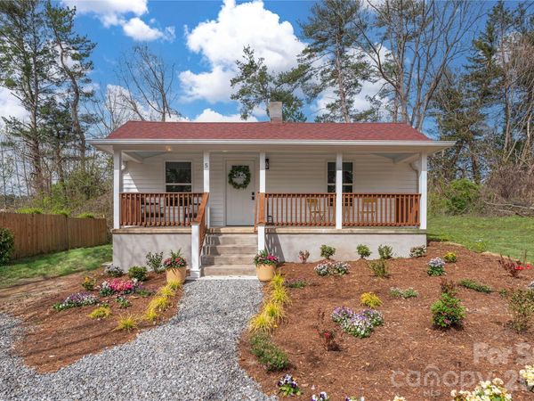 5 White Avenue , Asheville, NC 28803