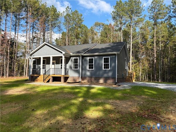 1321 Sweathouse Creek Road , Amelia Courthouse, VA 23002