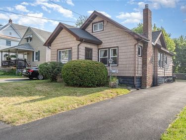 148 Darlington Road , Syracuse, NY 13208
