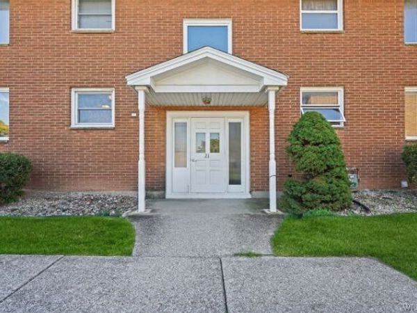 21 Joseph Drive , Tonawanda, NY 14150