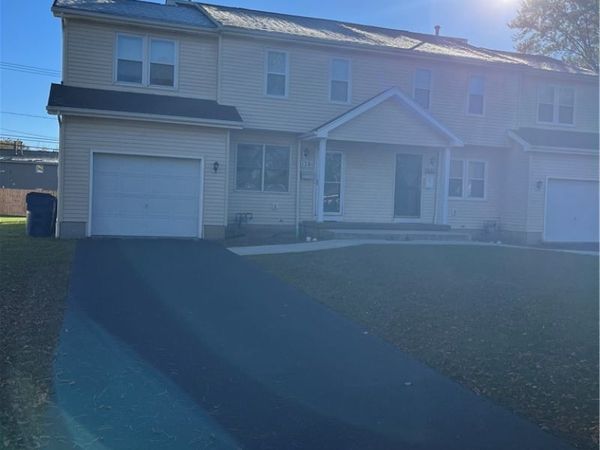 128 Harding Road , Williamsville, NY 14221
