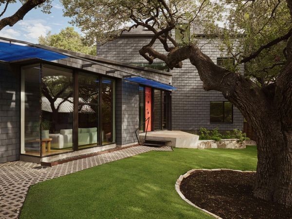 504 E Annie ST , Austin, TX 78704