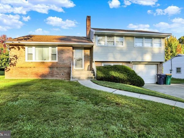 1734 YORK ROAD , READING, PA 19610