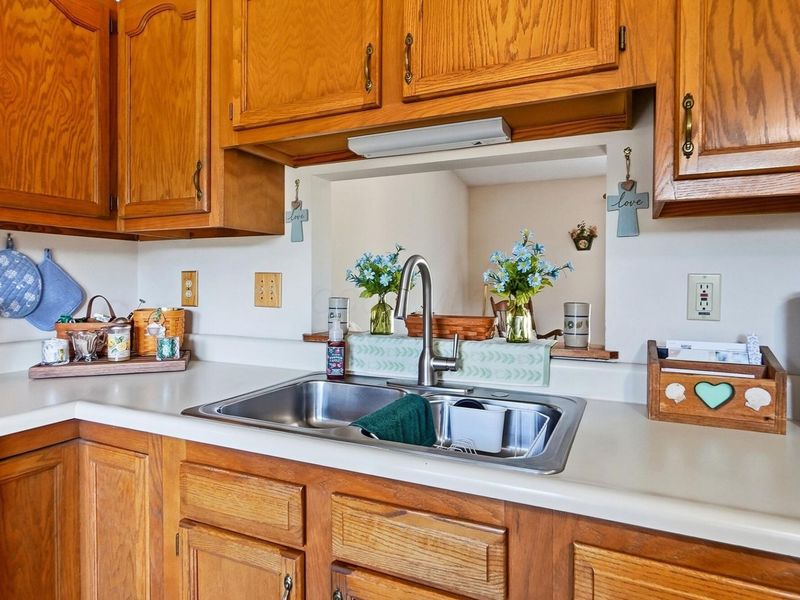 6916 Finchley Drive , Reynoldsburg, OH 43068 Photo 16