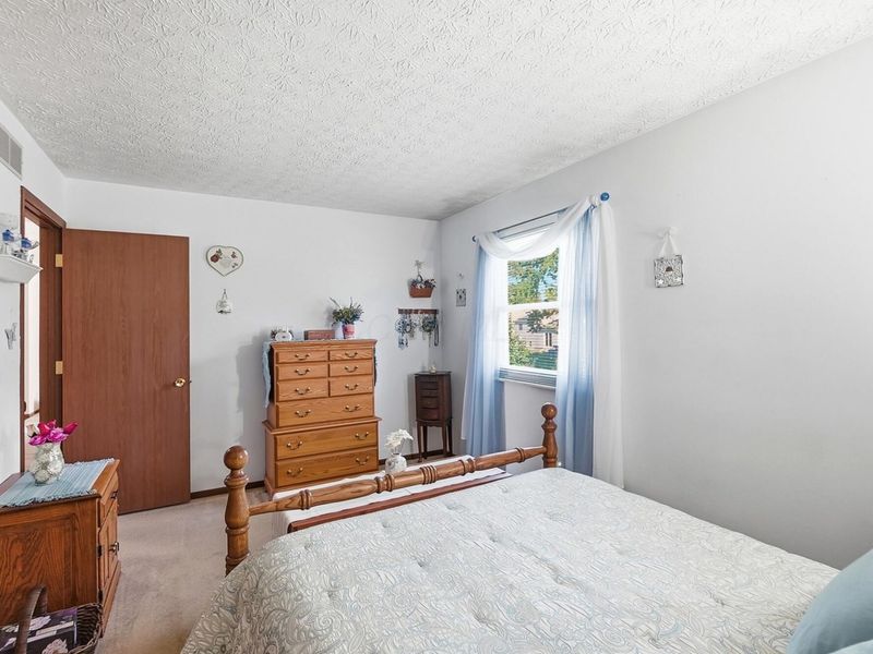 6916 Finchley Drive , Reynoldsburg, OH 43068 Photo 21