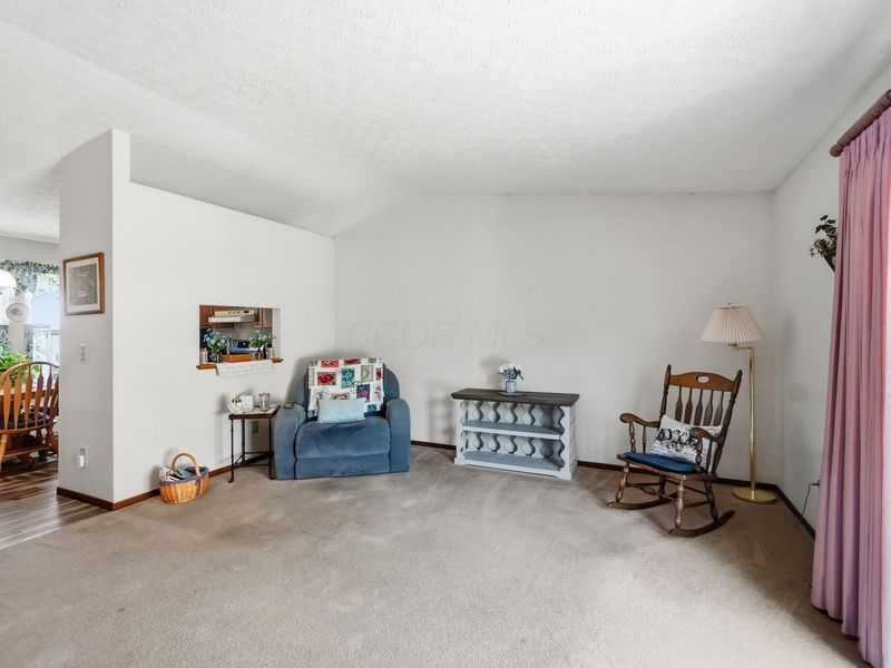6916 Finchley Drive , Reynoldsburg, OH 43068 Photo 8