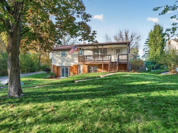 6780 35th Street N, Oakdale, MN 55128