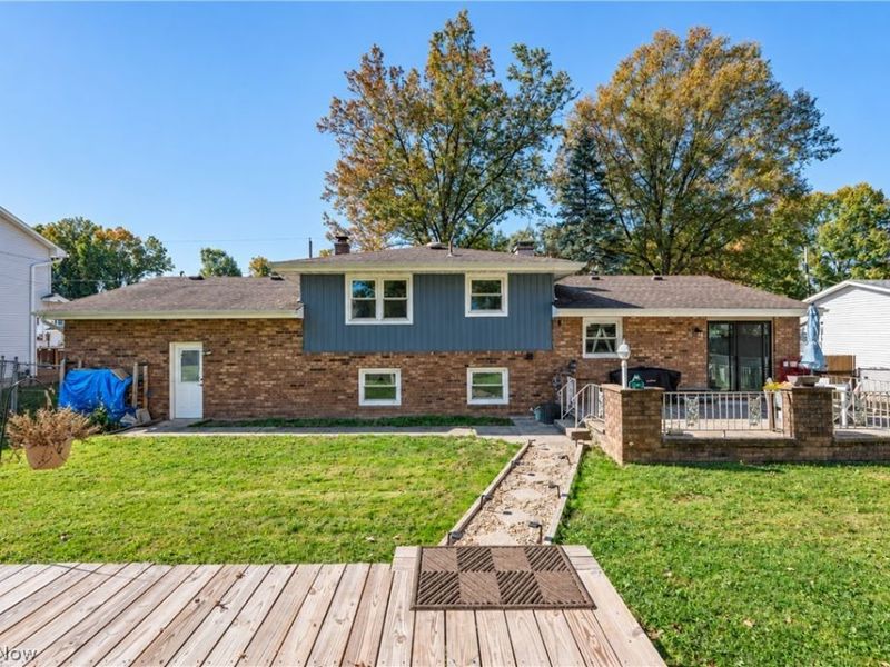 171 Fair Meadow Drive, Austintown, OH 44515 Photo 3
