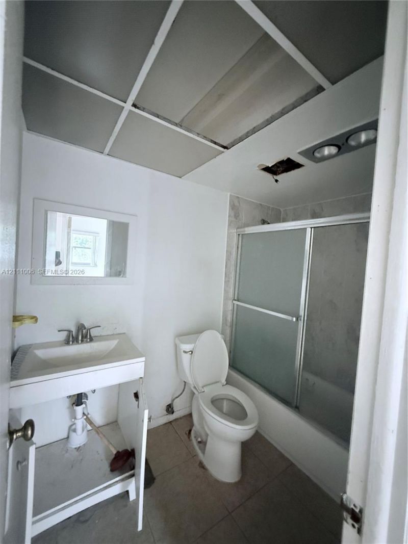 8600 Sunrise Lakes Blvd, Unit 312, Sunrise, FL 33322 Photo