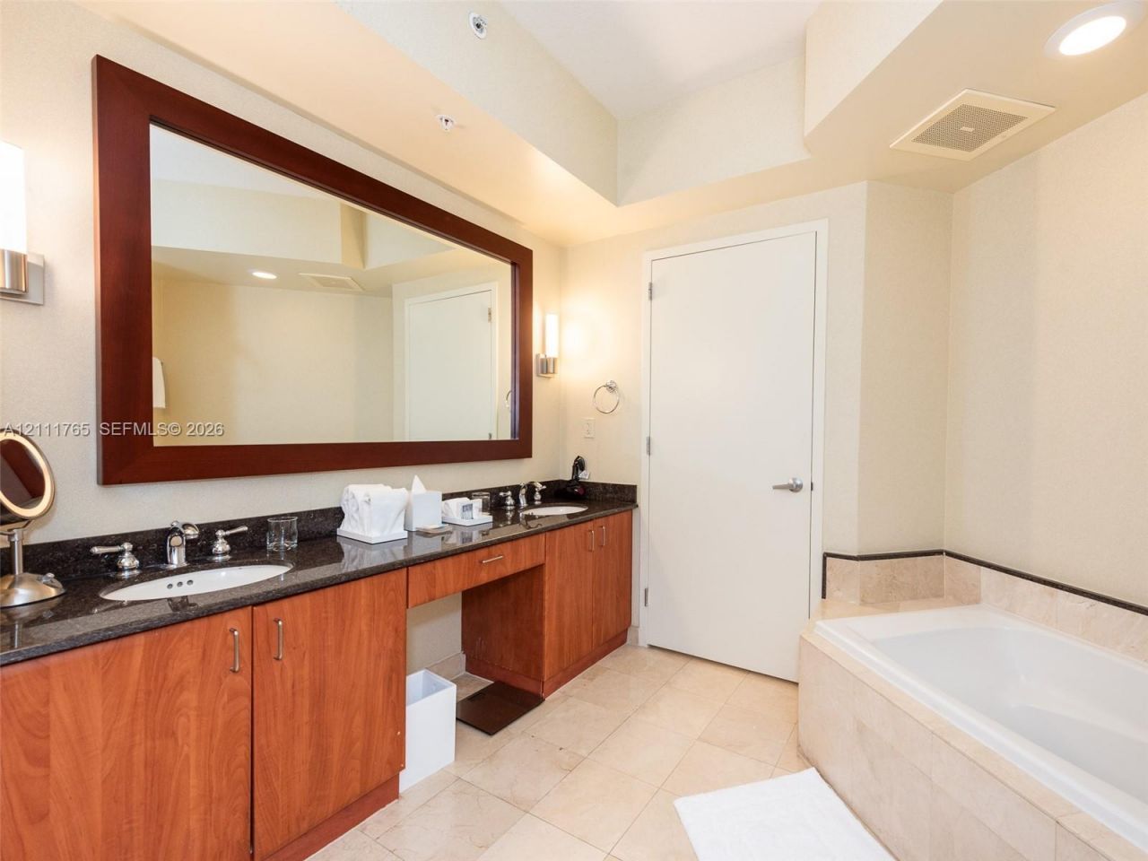 18001 Collins Ave , Unit 1005, Sunny Isles Beach, FL 33160 Photo