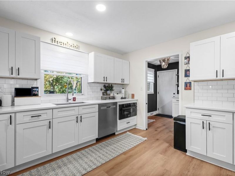 234 Summit Street, Wadsworth, OH 44281 Photo 8