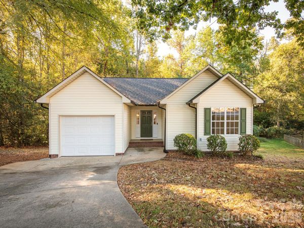 239 Candle Court NW, Concord, NC 28027