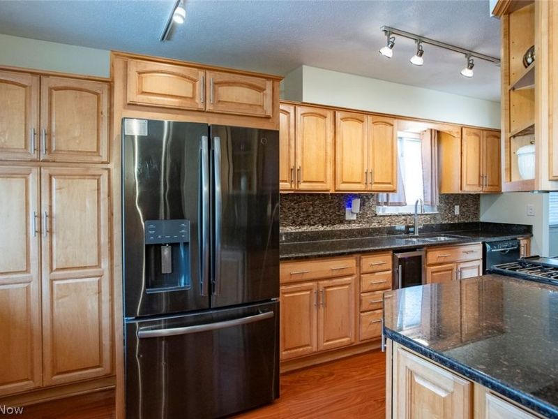 6073 Denise Drive , North Ridgeville, OH 44039 Photo 12