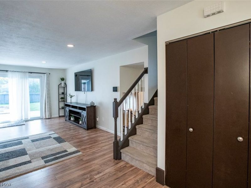 6073 Denise Drive , North Ridgeville, OH 44039 Photo 3