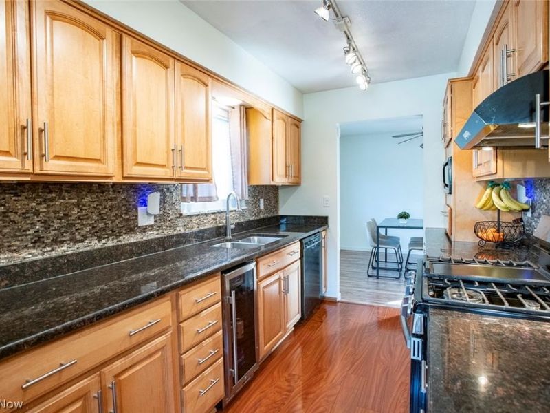 6073 Denise Drive , North Ridgeville, OH 44039 Photo 8