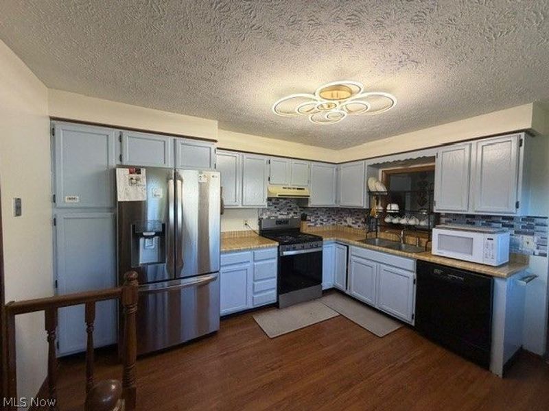 641 Dunbar Road, Tallmadge, OH 44278 Photo 7