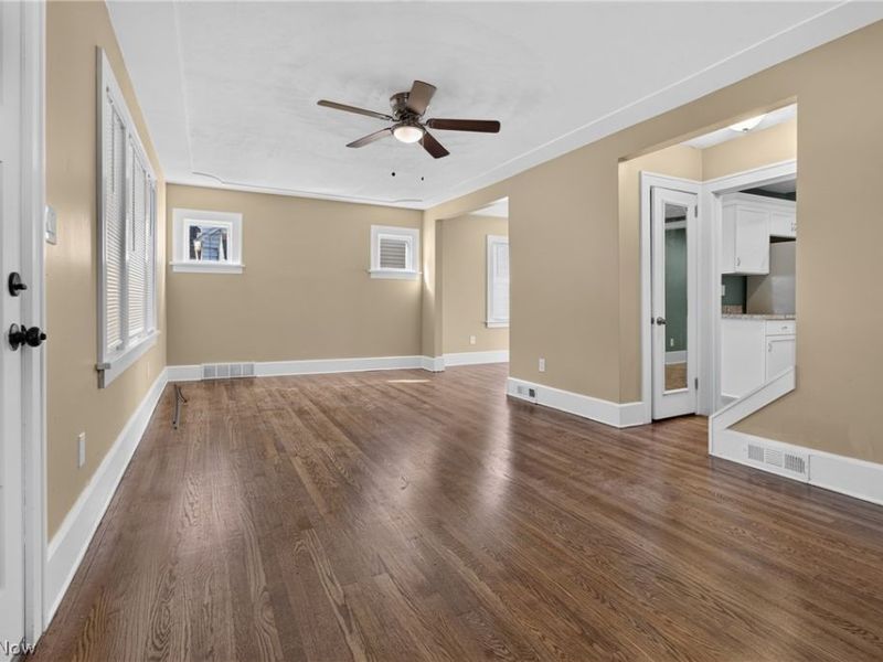231 Erie Street, Elyria, OH 44035 Photo 5