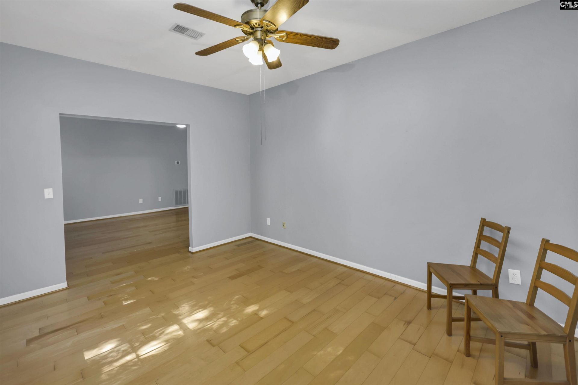 122 Fredricksburg Way  Photo 15