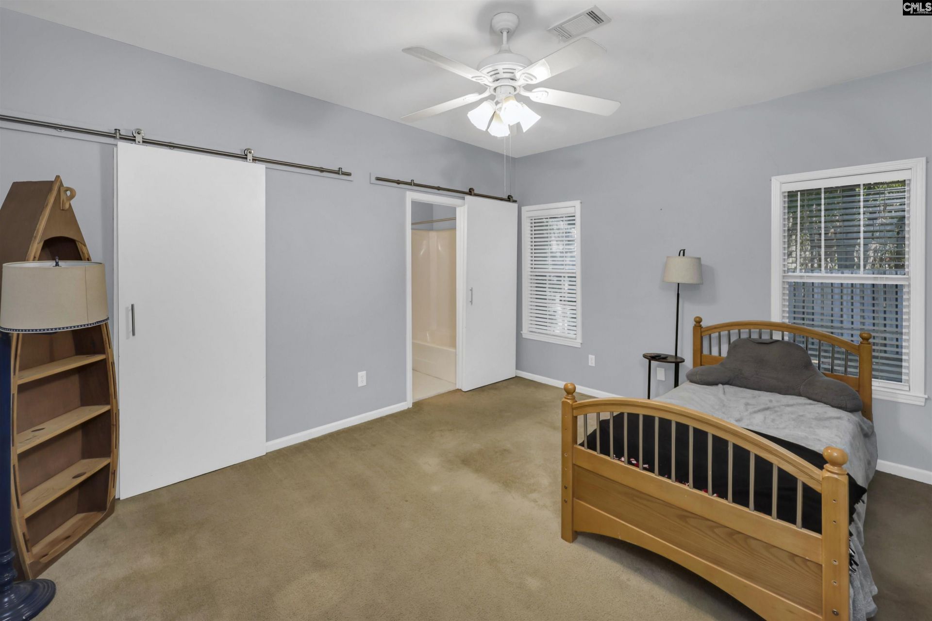 122 Fredricksburg Way  Photo 16
