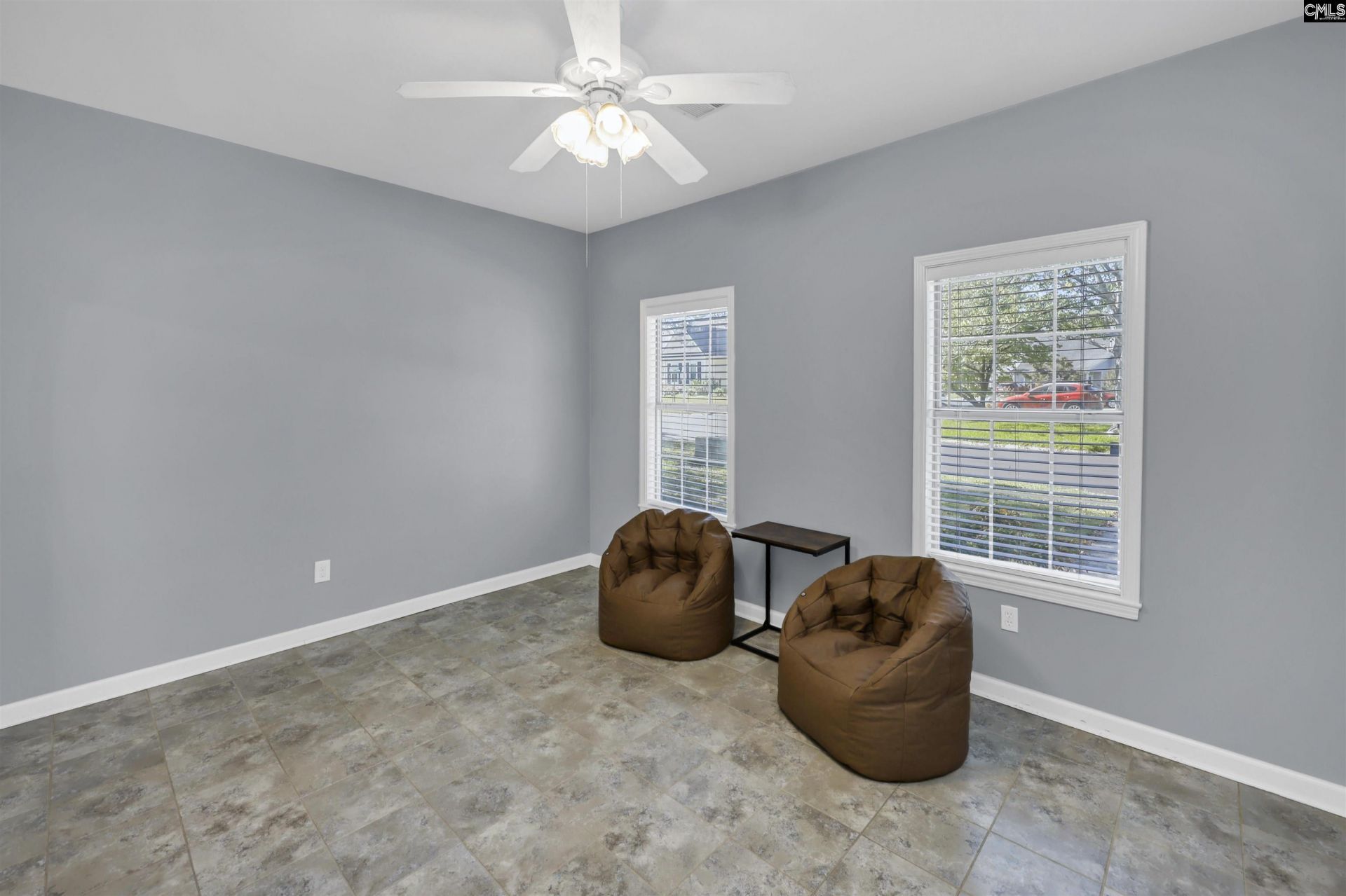 122 Fredricksburg Way  Photo 21