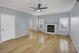 122 Fredricksburg Way  photo 4