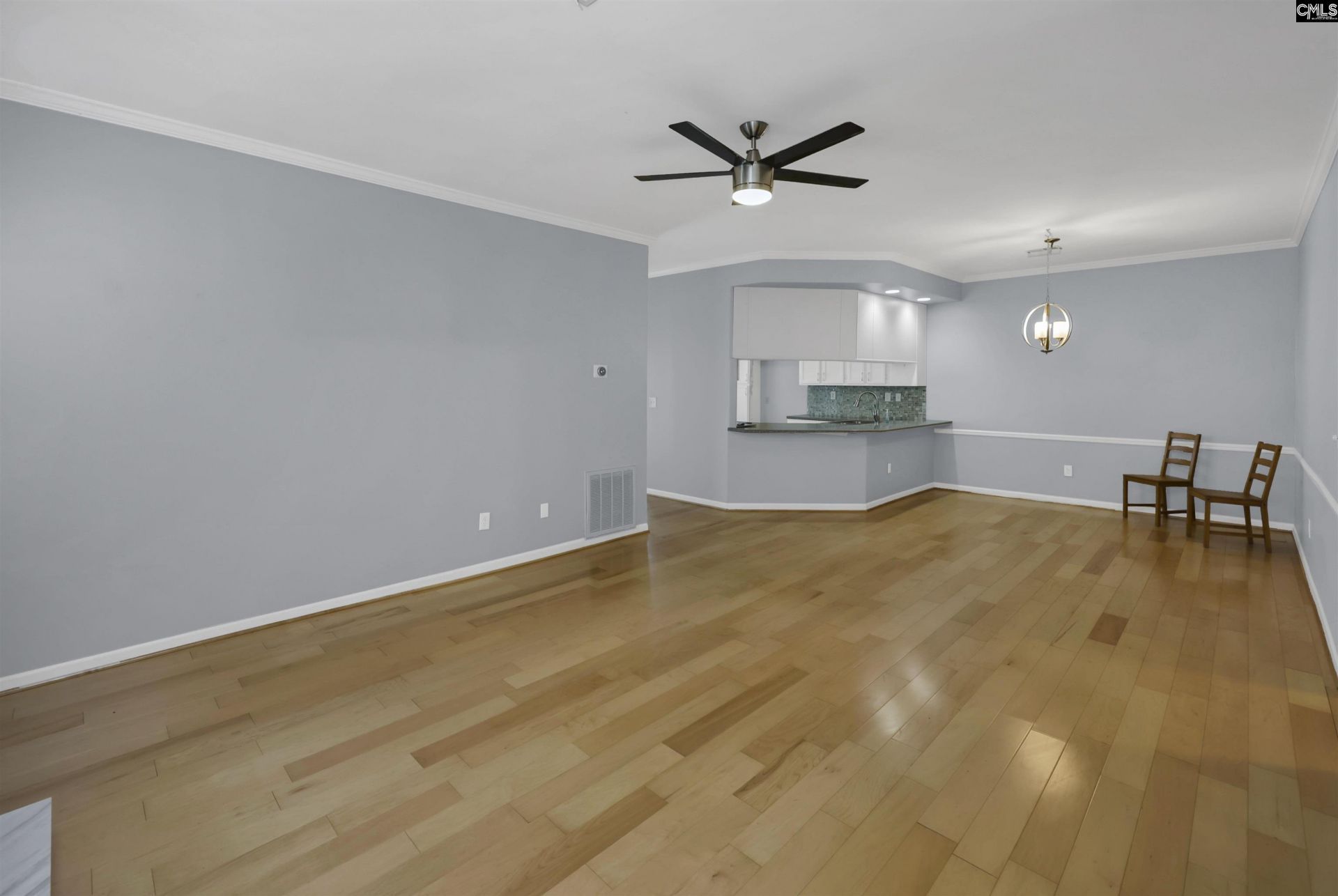 122 Fredricksburg Way  Photo 6