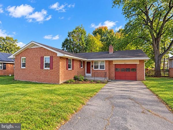 303 JAMES STREET, MECHANICSBURG, PA 17055