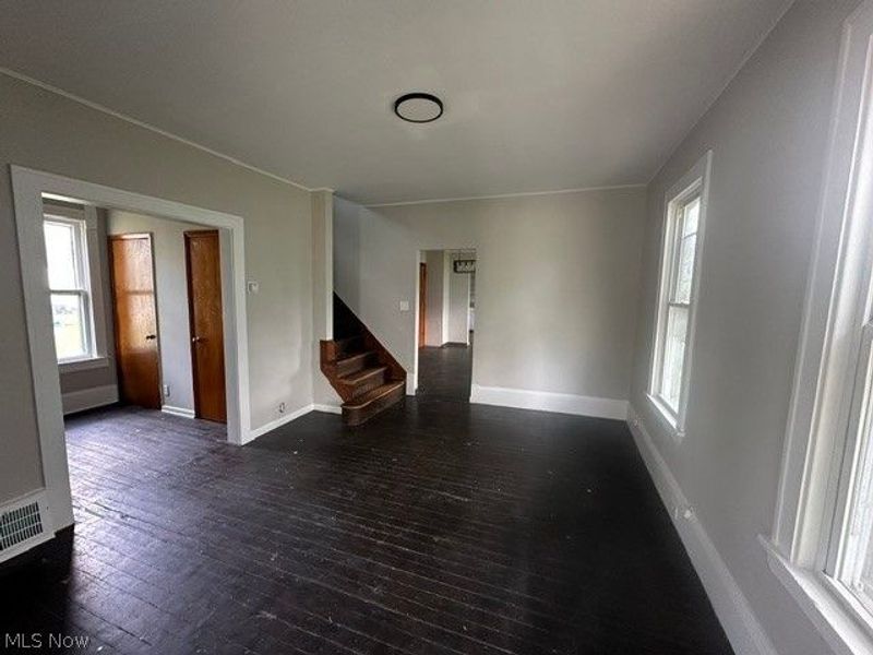 1027 E 70th Street, Cleveland, OH 44103 Photo 2