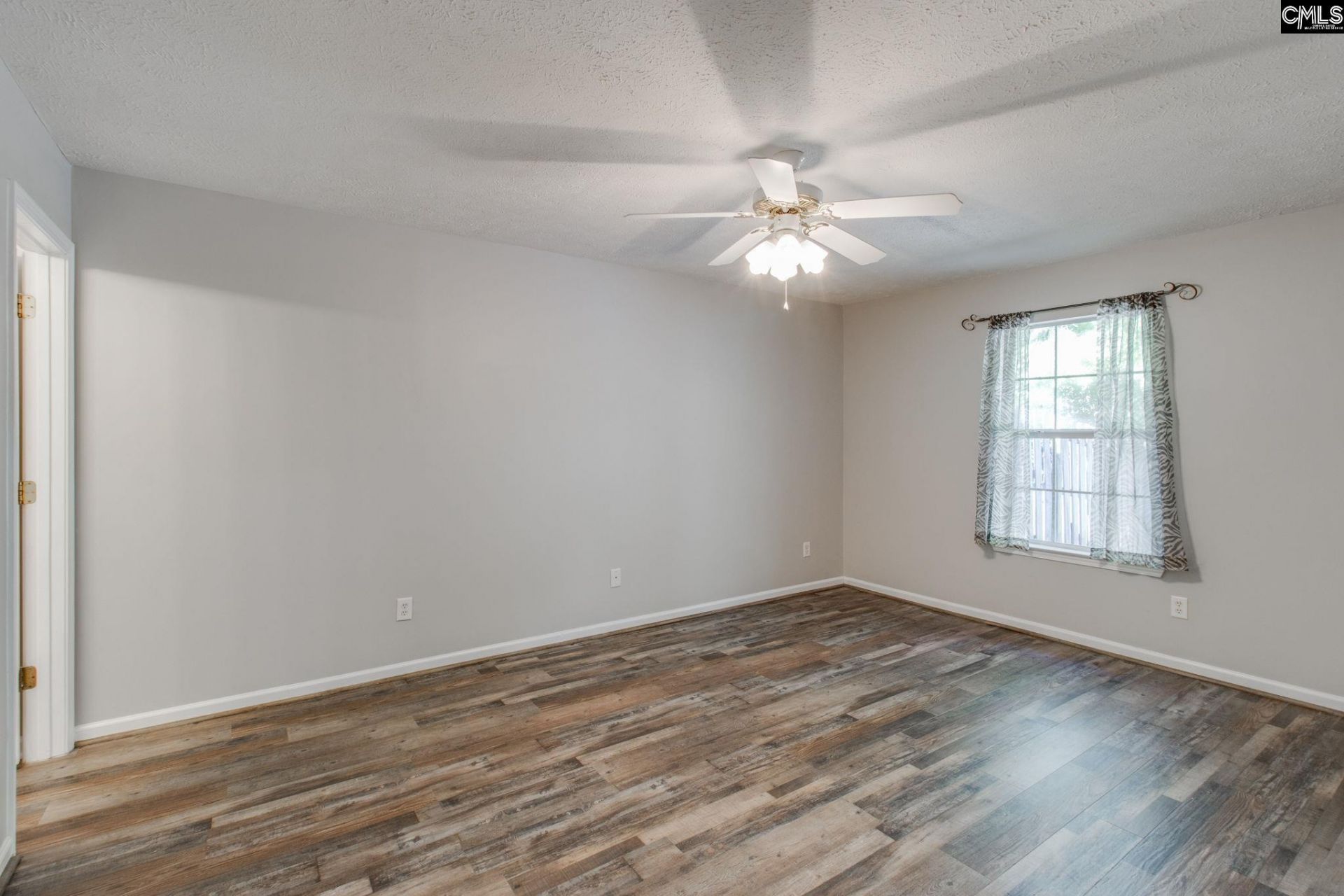 132 Waverly Point Drive  Photo 14