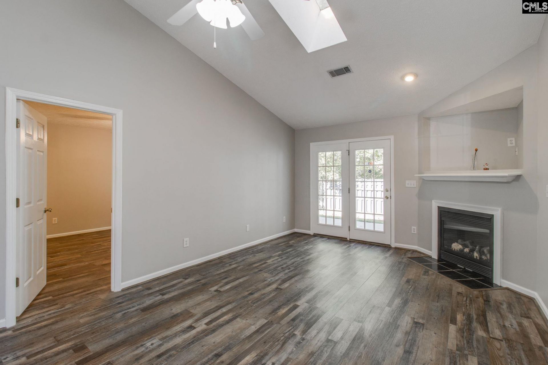 132 Waverly Point Drive  Photo 5