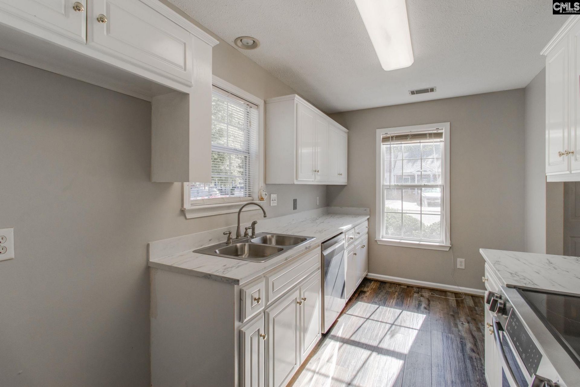 132 Waverly Point Drive  Photo 9