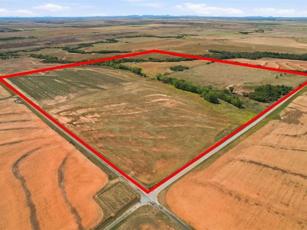 N 2260 Rd Road, Rocky, OK 73651