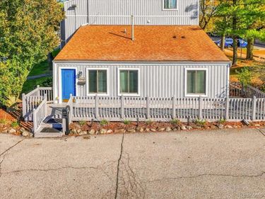 9597 Harbour Cove Court , Unit 105, Ypsilanti Township, Mi 48197