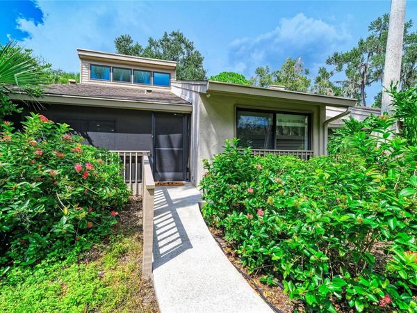 2403 ARBORETUM CIRCLE , Unit 29, SARASOTA, FL 34232