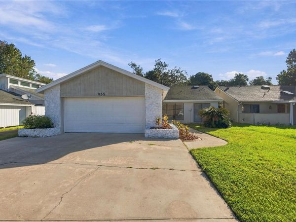 955 WEDGEWOOD DRIVE , WINTER SPRINGS, FL 32708