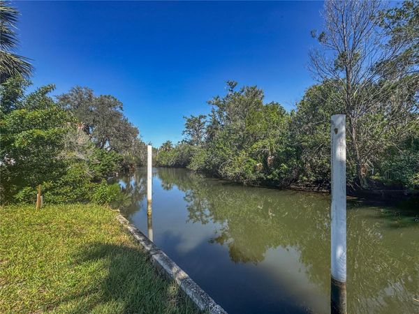 5362 FELKER DRIVE , WEEKI WACHEE, FL 34607