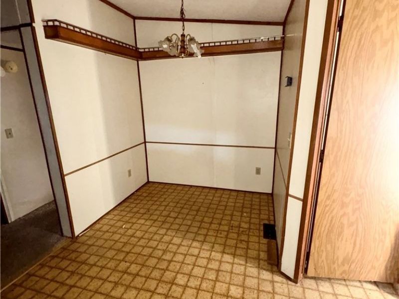 1310 Park Avenue, New Matamoras, OH 45767 Photo 10