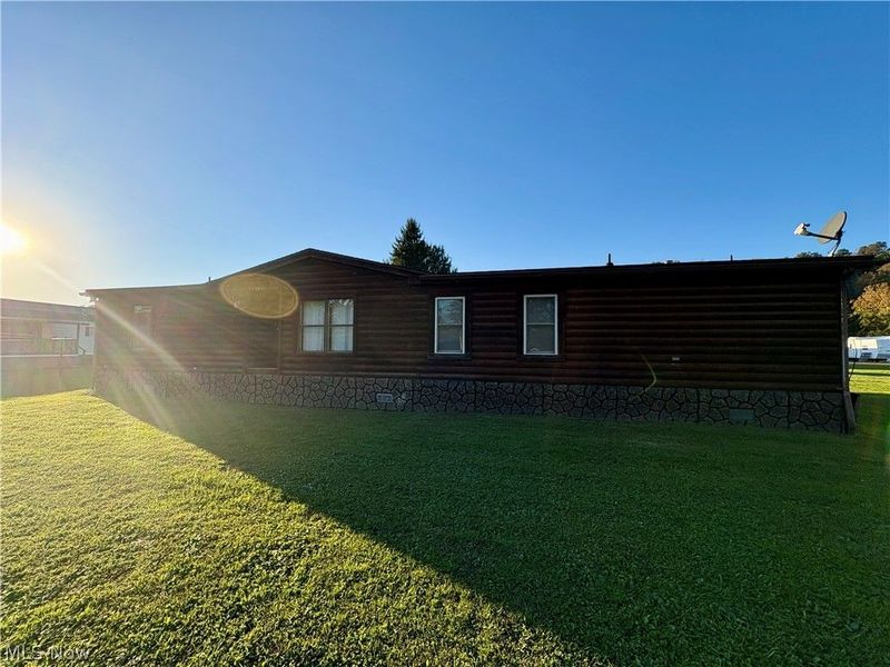 1310 Park Avenue, New Matamoras, OH 45767 Photo 3