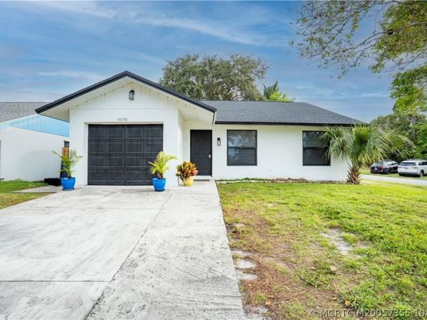 5030 SE Dell Street , Stuart, FL 34997