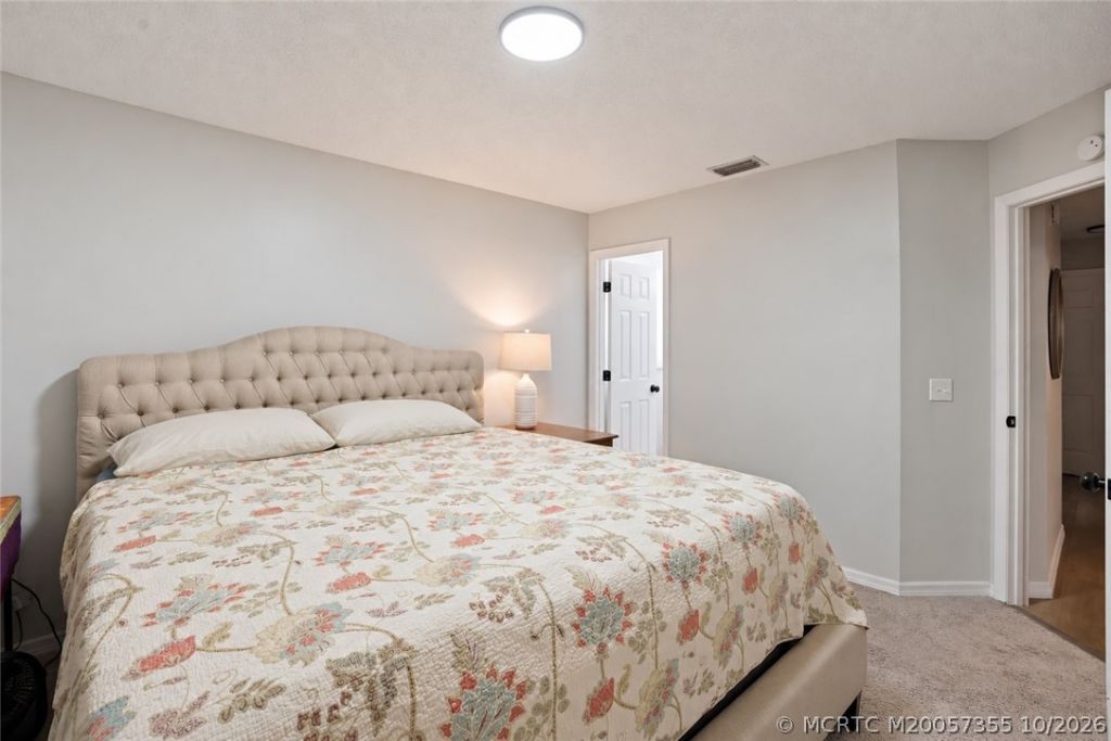 5030 SE Dell Street , Stuart, FL 34997 Photo