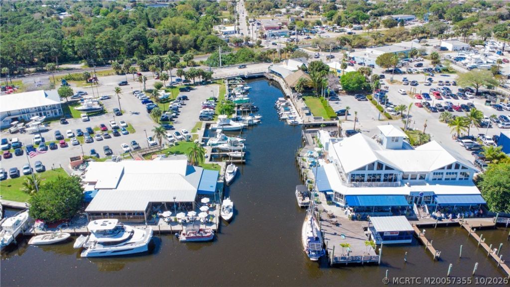 5030 SE Dell Street , Stuart, FL 34997 Photo