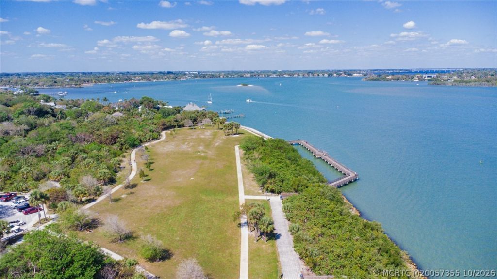 5030 SE Dell Street , Stuart, FL 34997 Photo