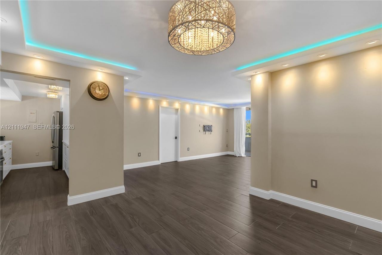 7300 Wayne Ave , Unit 210, Miami Beach, FL 33141 Photo