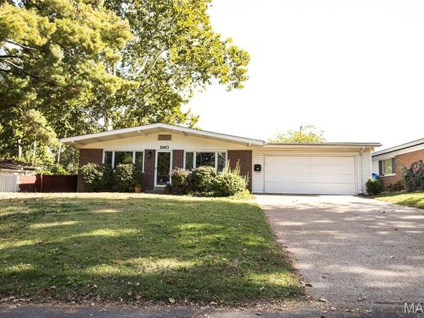 880 Preakness Lane, Florissant, MO 63033