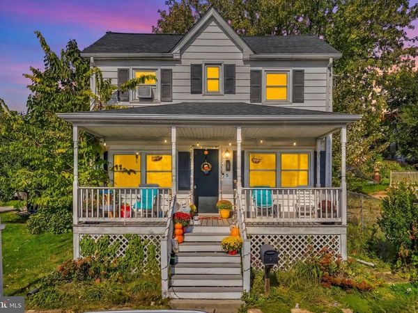 5 E B STREET , BRUNSWICK, MD 21716