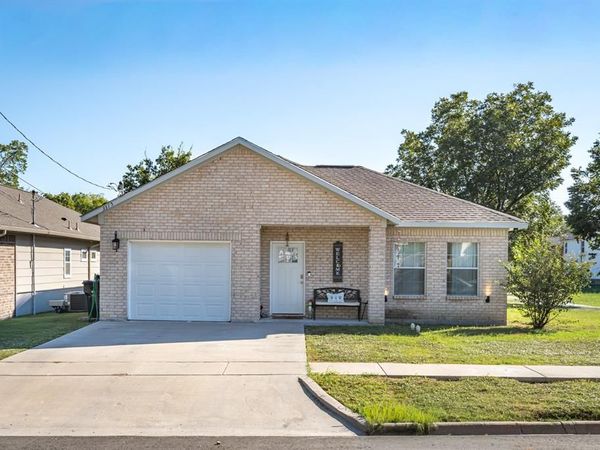 3315 Pickett Street , Greenville, TX 75401